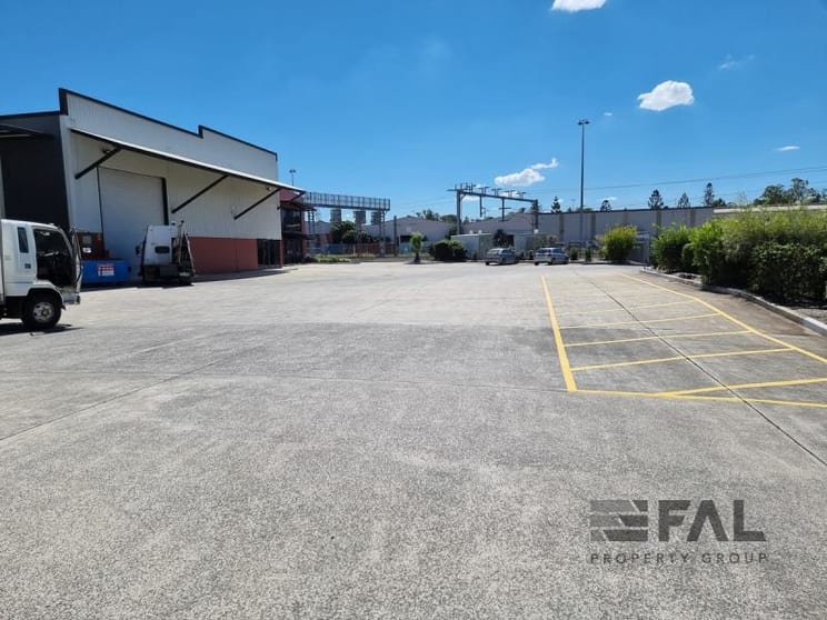 Click to view all images Coopers Plains QLD 4108 - Image 1