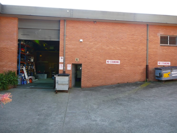 Click to view all images 5/9 -11 Ethell Road Kirrawee NSW 2232 - Image 1