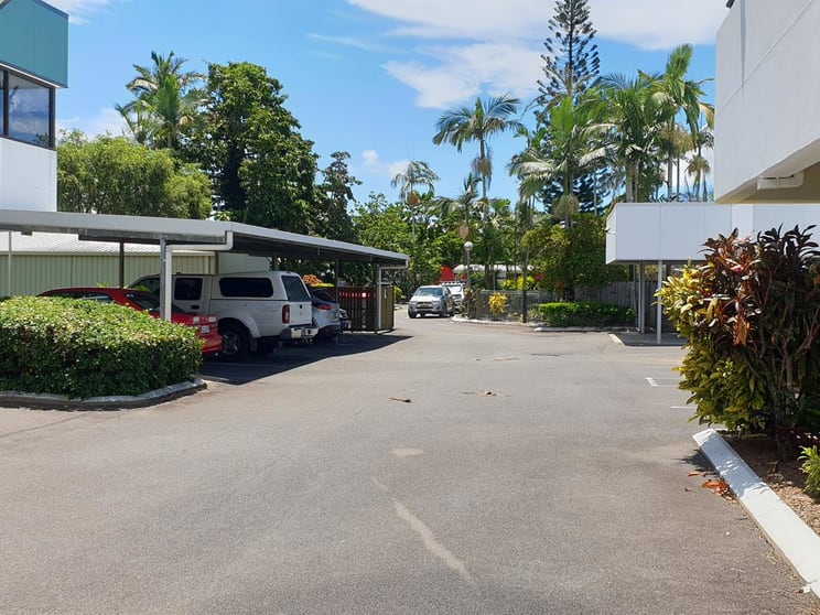 Click to view all images 9/92 Pease Street Manoora QLD 4870 - Image 2