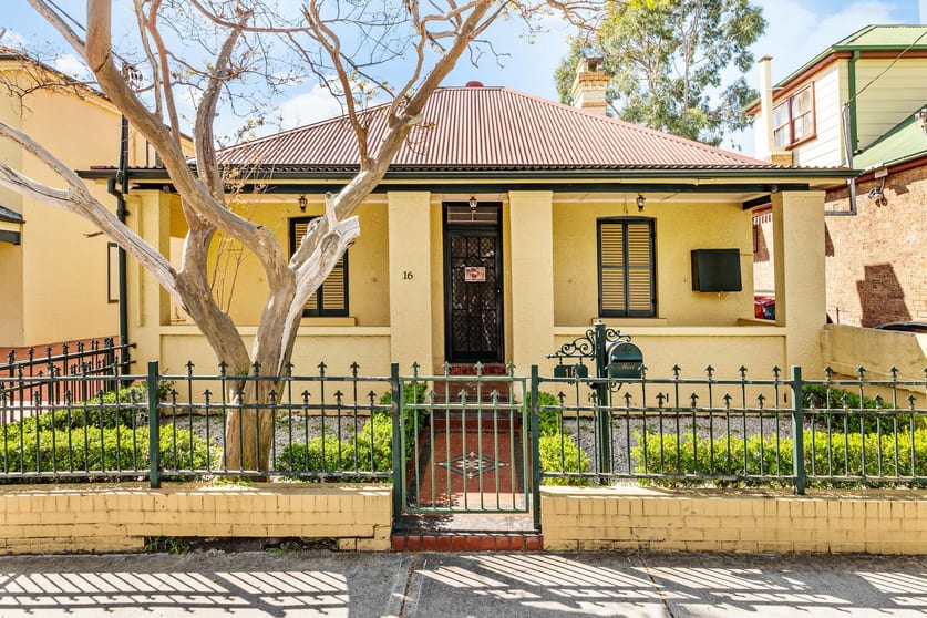 Click to view all images 16 Fennell Street Parramatta NSW 2150 - Image 1