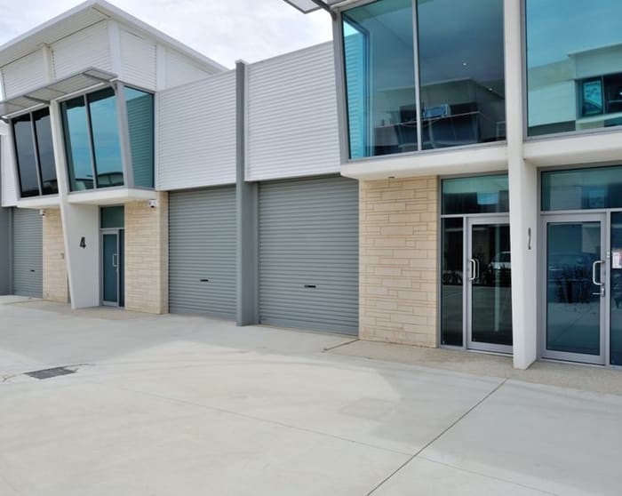 Click to view all images 3/11 Caloundra Road Clarkson WA 6030 - Image 3