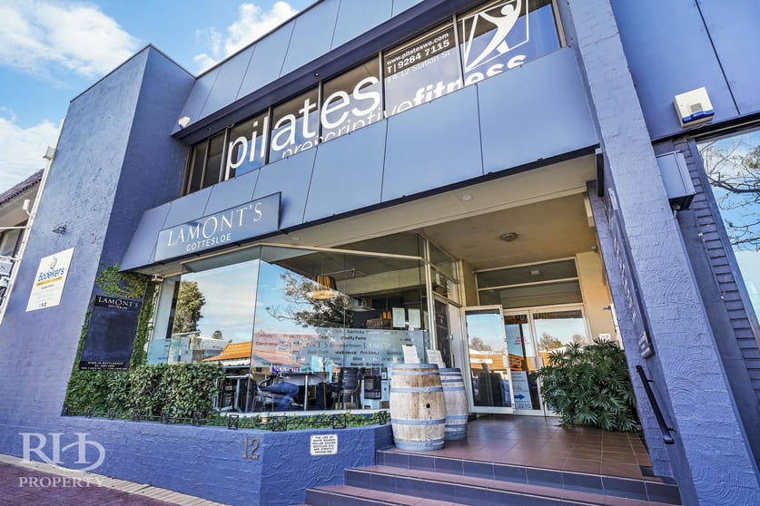 Click to view all images 4/12 Station Street Cottesloe WA 6011 - Image 2