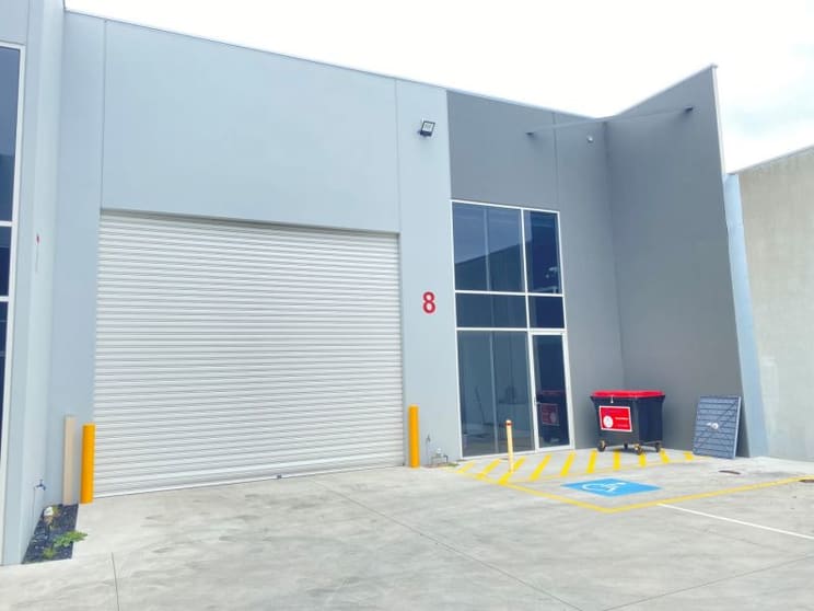 Click to view all images Unit 8/30-32 Christensen Street Cheltenham VIC 3192 - Image 1