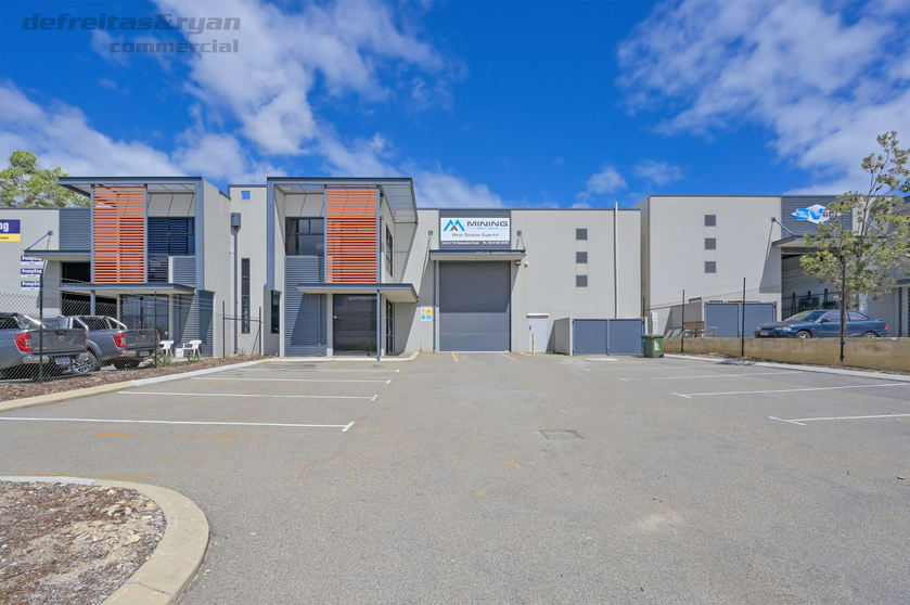 Click to view all images 2/18 Renewable Chase Bibra Lake WA 6163 - Image 2