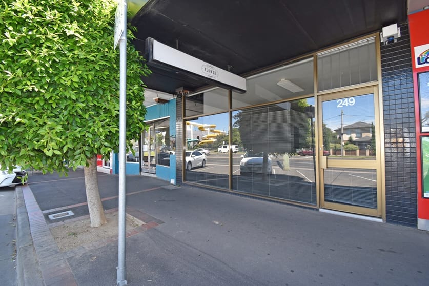 Click to view all images 249 East Boundary Road Bentleigh East VIC 3165 - Image 1