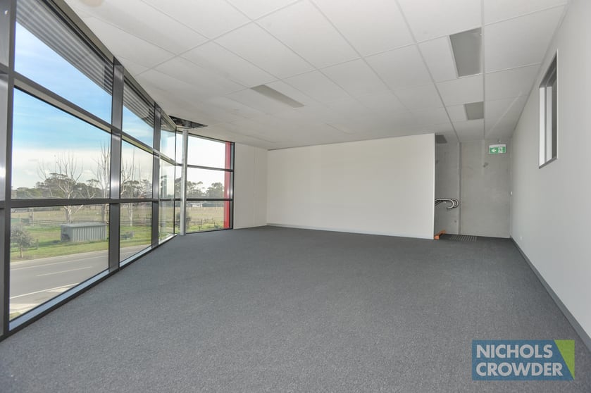 Click to view all images 11B Whitfield Boulevard Cranbourne West VIC 3977 - Image 2