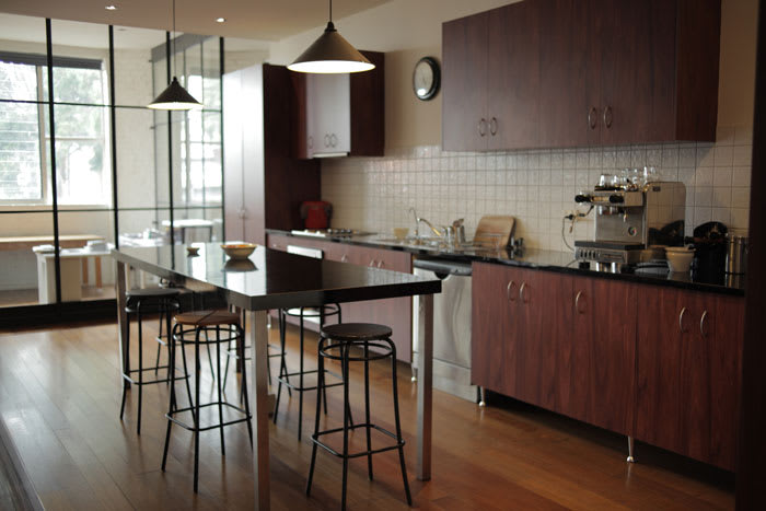 Click to view all images 6/400 St Kilda Road St Kilda VIC 3182 - Image 3