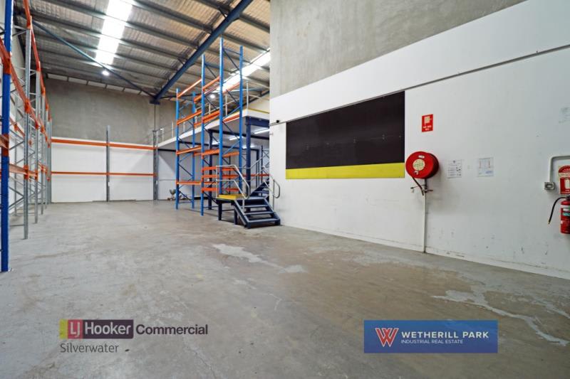 Click to view all images Wetherill Park NSW 2164 - Image 3