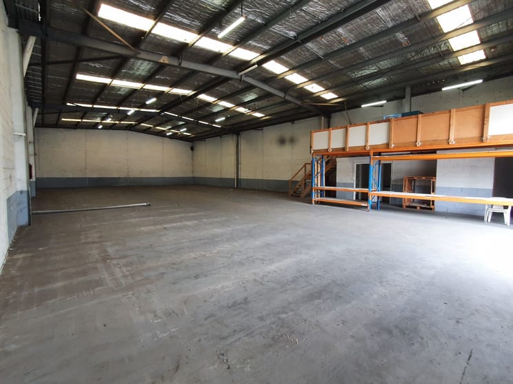 Click to view all images 10 Tharle Street Dandenong VIC 3175 - Image 2