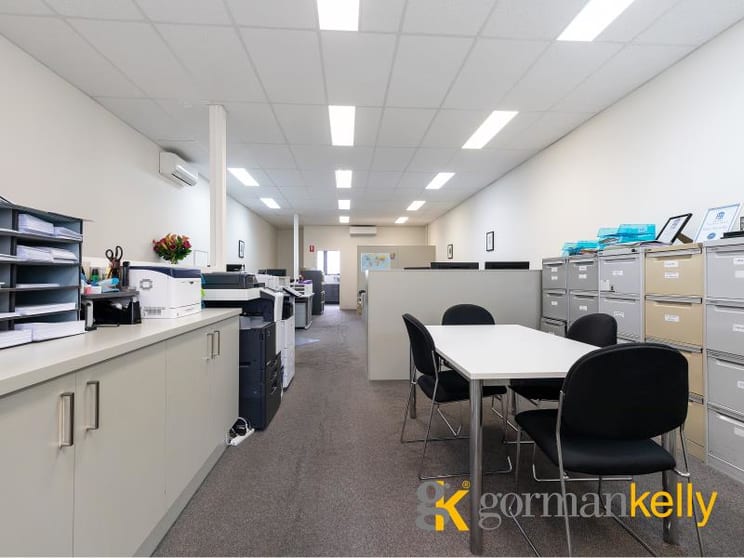 Click to view all images 50 Kilby Road Kew East VIC 3102 - Image 3