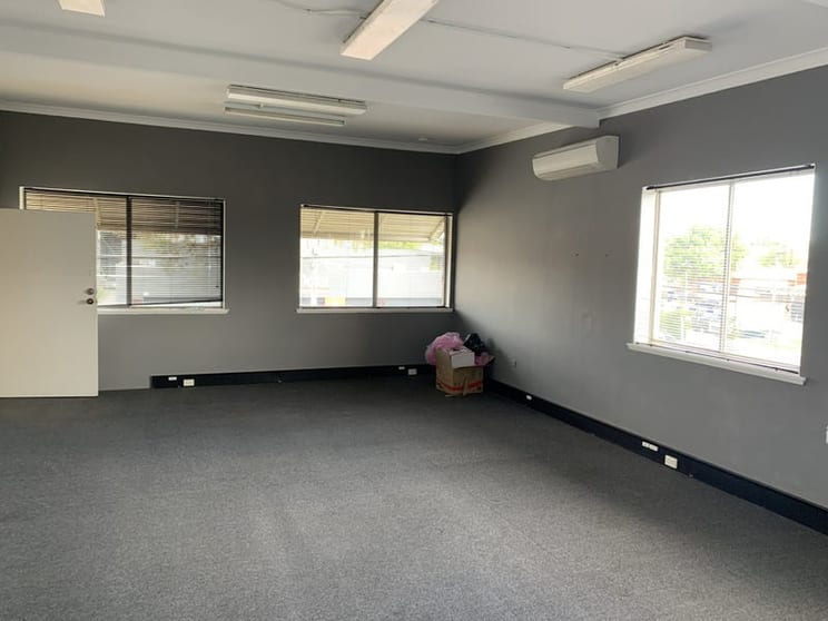 Click to view all images 7/3 Pirie Street Fyshwick ACT 2609 - Image 3