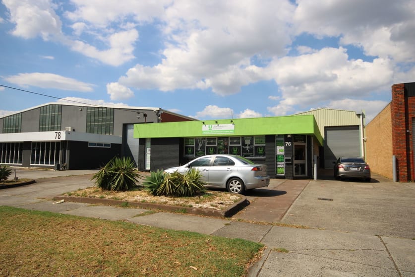 Click to view all images 76 Herald Street Cheltenham VIC 3192 - Image 2