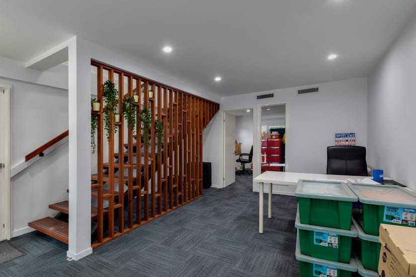Click to view all images 3/69 Secam Street Mansfield QLD 4122 - Image 3