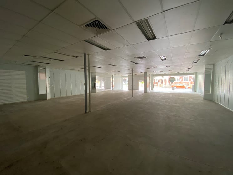 Click to view all images 179-185 Adelaide Street Maryborough QLD 4650 - Image 2