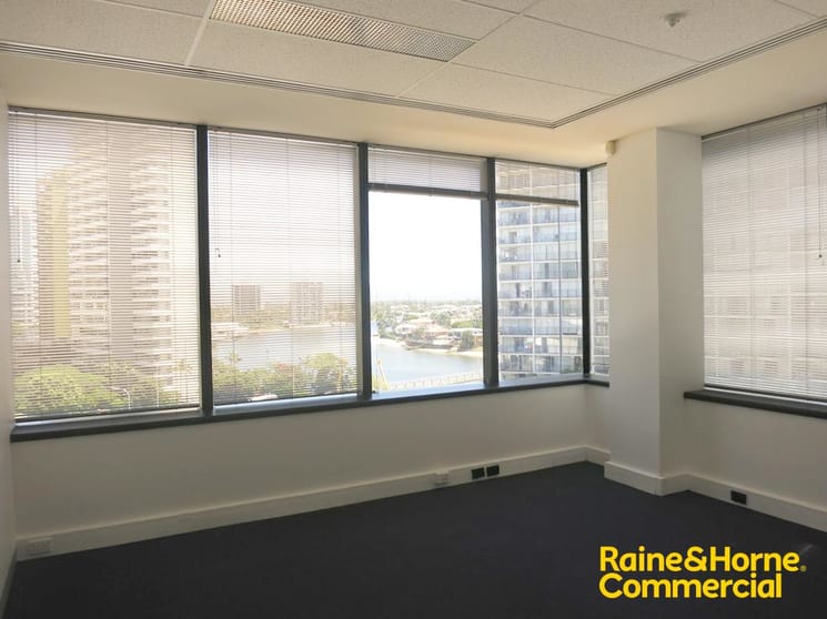 L5/64 Ferny Avenue Surfers Paradise QLD 4217 - Image 3