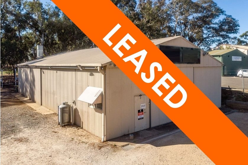 Click to view all images 16 Simper Crescent Mount Barker SA 5251 - Image 1