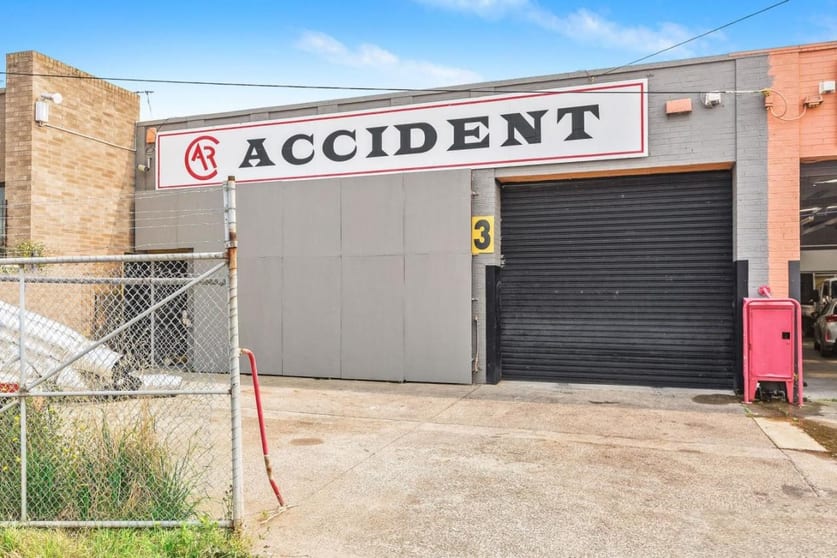 Click to view all images 3/1-3 Mullenger Road Braybrook VIC 3019 - Image 2