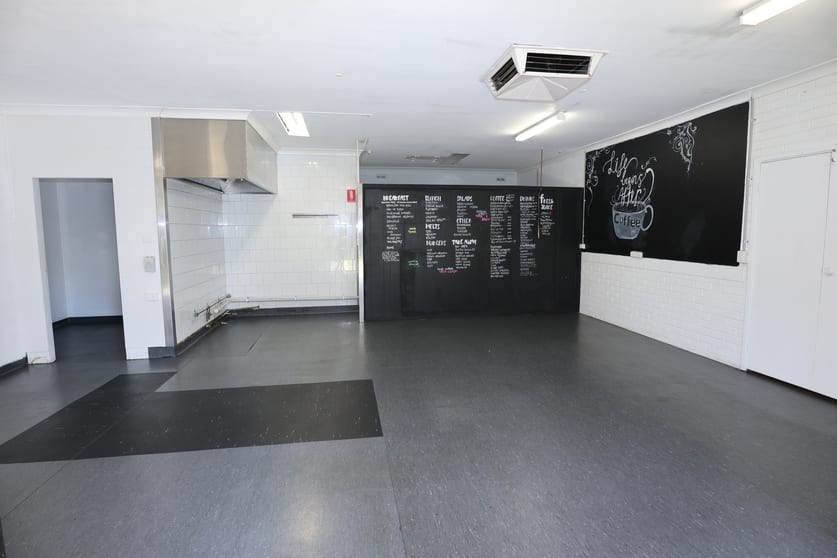 Click to view all images Shop 9 Ashmont Mall Wagga Wagga NSW 2650 - Image 1