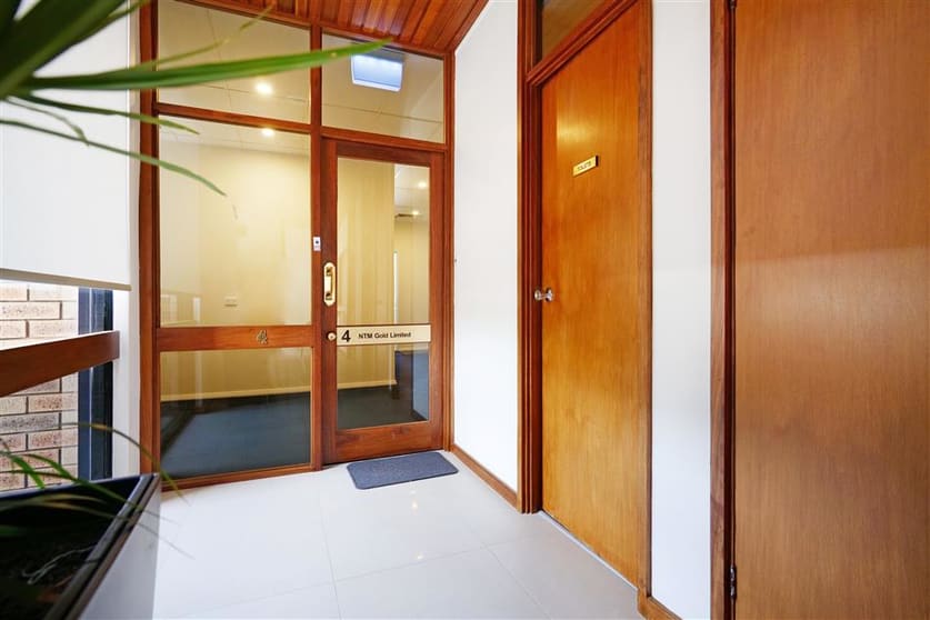 Click to view all images 4/20 Altona Street West Perth WA 6005 - Image 3