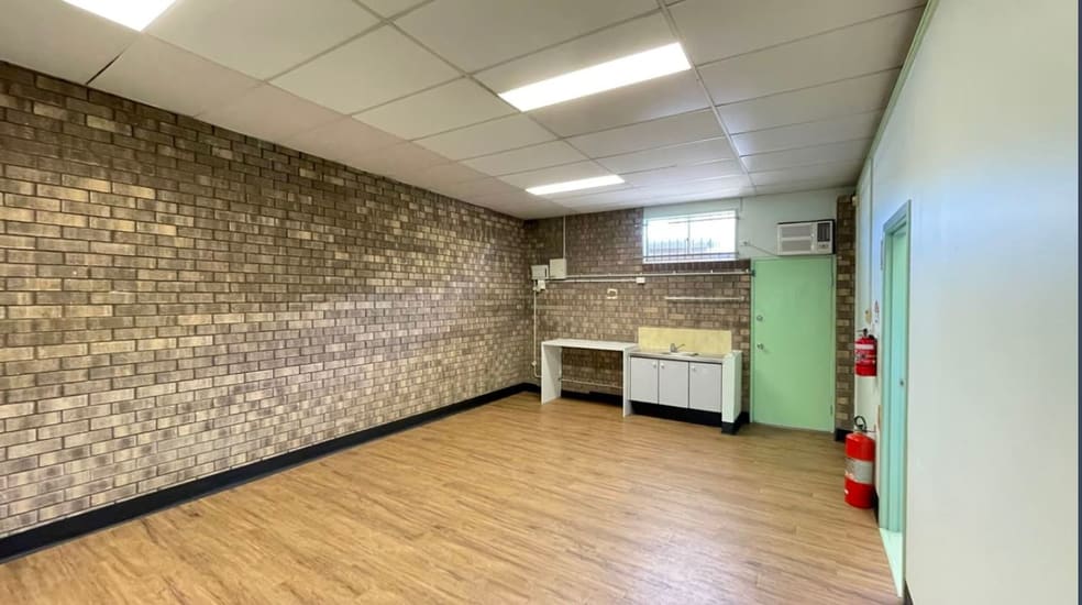 Click to view all images Strathpine QLD 4500 - Image 2