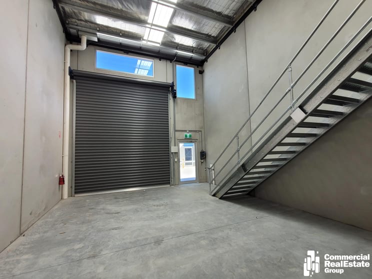 Click to view all images Curie Court Seaford VIC 3198 - Image 3