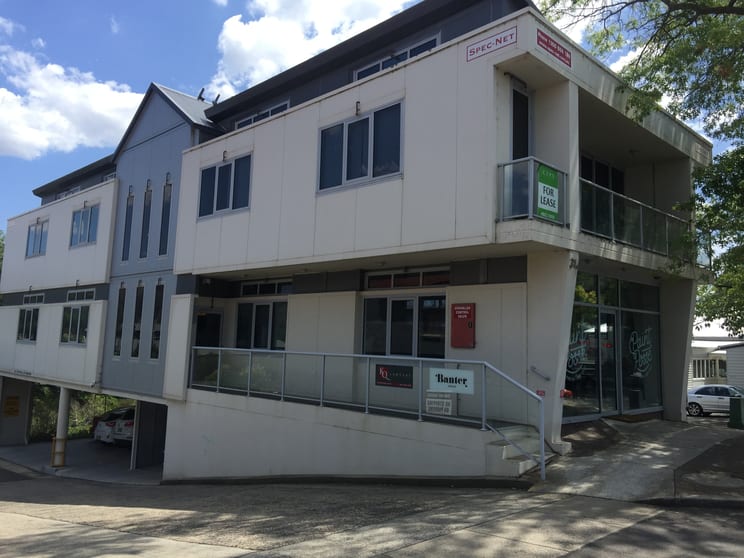 Click to view all images 4/31a Station Street Bowral NSW 2576 - Image 3