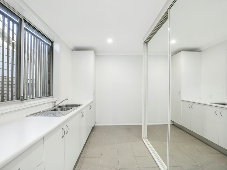 Click to view all images 532 Princes Highway Kirrawee NSW 2232 - Image 2