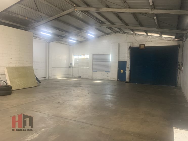 Click to view all images 1/536 Rode Road Chermside QLD 4032 - Image 3