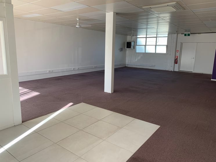 Click to view all images 52B Rae Street Colac VIC 3250 - Image 3