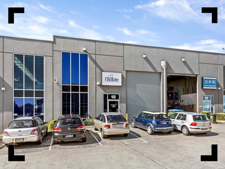 Click to view all images 18/137-145 Rooks Road Nunawading VIC 3131 - Image 1