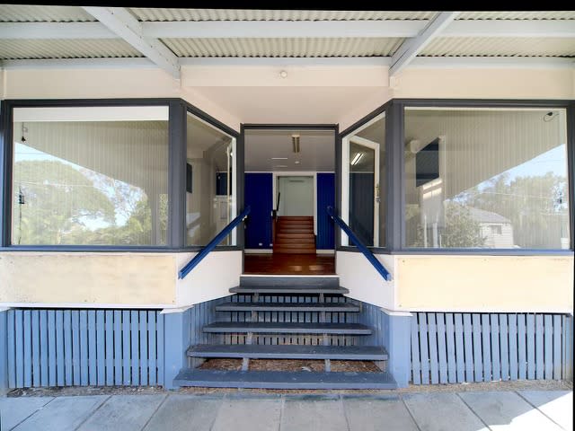 Click to view all images 30 Oxley Station Road Oxley QLD 4075 - Image 1