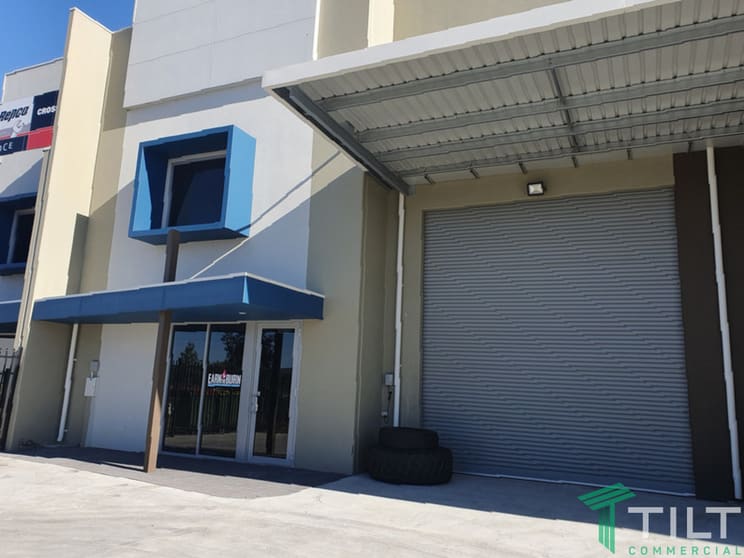 Click to view all images 3/7 Haydock Street Forrestdale WA 6112 - Image 2