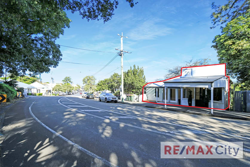 Click to view all images 50 Latrobe Terrace Paddington QLD 4064 - Image 3
