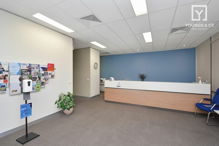 Click to view all images 79A Wyndham St Shepparton VIC 3630 - Image 2