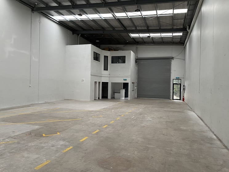 Click to view all images 5 Dilop Drive Epping VIC 3076 - Image 3