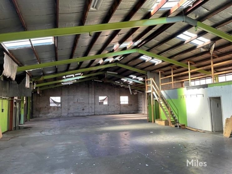 Click to view all images 16-18 Mologa Road Heidelberg West VIC 3081 - Image 3