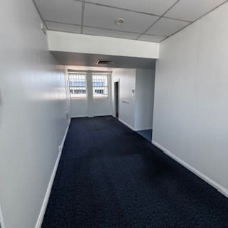 Click to view all images 2/52 Gordon Street Mackay QLD 4740 - Image 2
