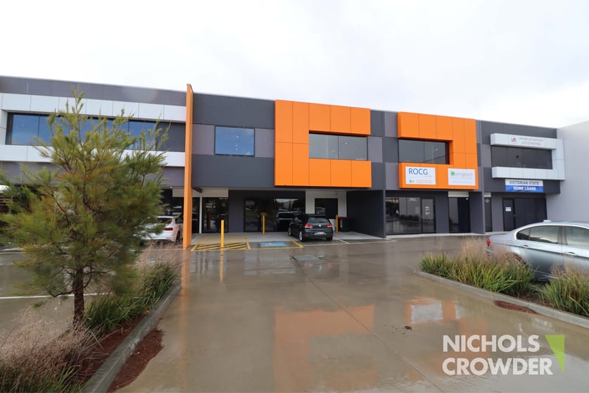 Click to view all images 9/26-28 Carbine Way Mornington VIC 3931 - Image 1