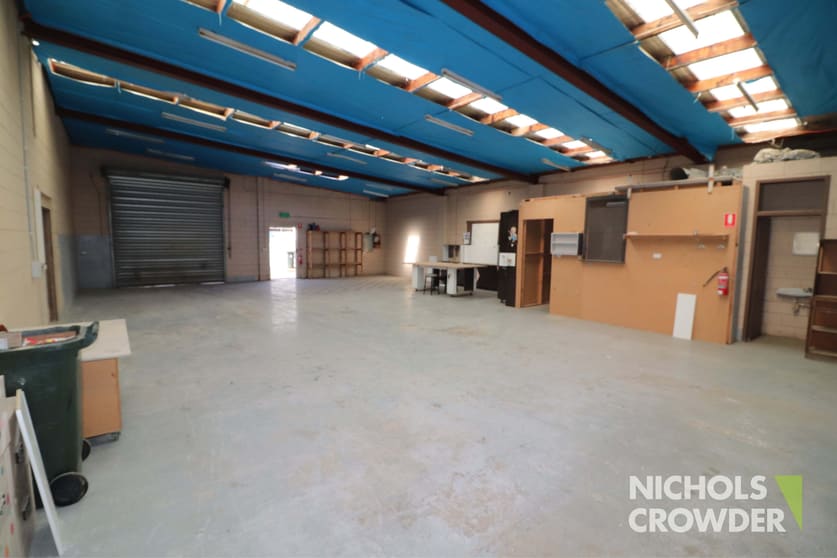 Click to view all images 2/1 Rosella Street Frankston VIC 3199 - Image 2