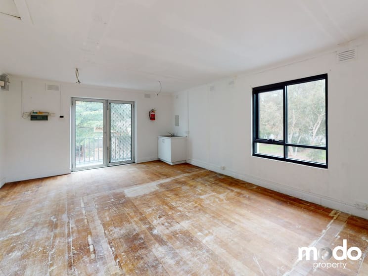Click to view all images Level 1/118 Bolton Street Eltham VIC 3095 - Image 3