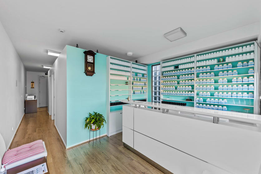 Click to view all images 2/81 Lower Heidelberg Road Ivanhoe VIC 3079 - Image 1