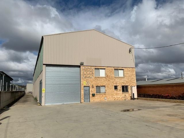Click to view all images Unit 1/8 Silva Avenue Queanbeyan NSW 2620 - Image 1