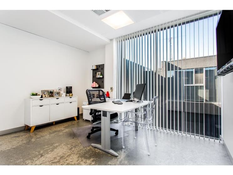 Click to view all images 6/68 North Terrace Kent Town SA 5067 - Image 2