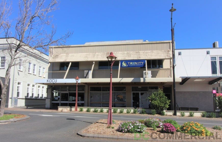 Click to view all images 4/198-202 Margaret Street Toowoomba City QLD 4350 - Image 1