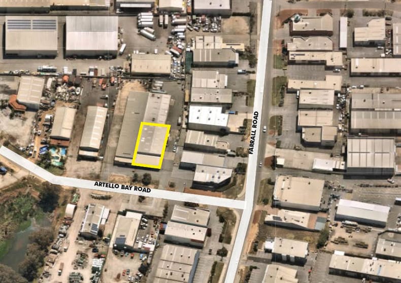 Click to view all images Unit 1/4 Artello Bay Road Midvale WA 6056 - Image 1
