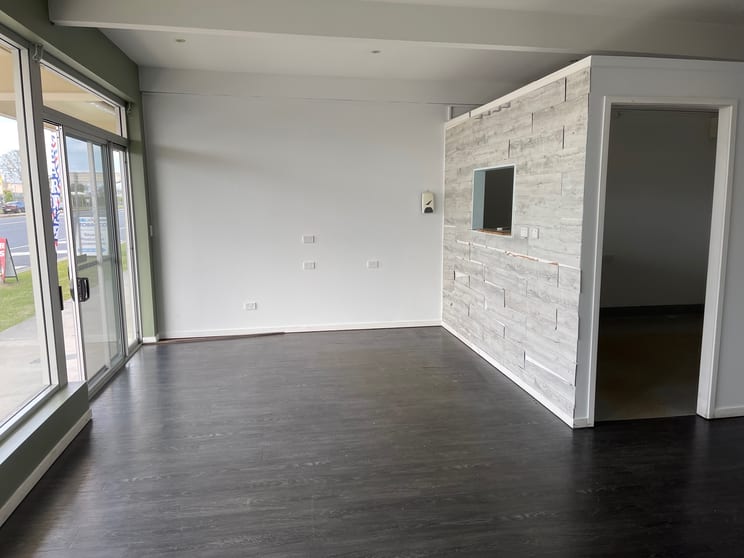Click to view all images 5/46 Beerburrum Road Caboolture QLD 4510 - Image 3