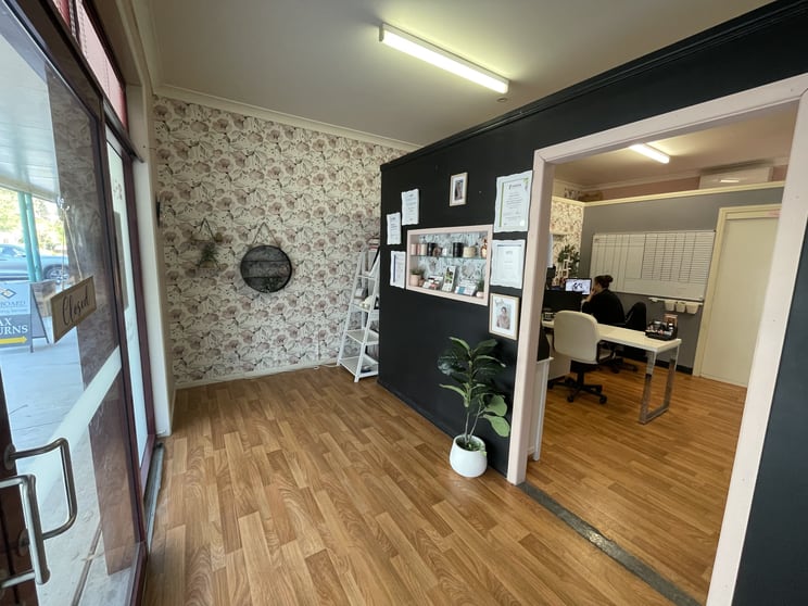 Click to view all images 9/2 Parkridge Avenue Caboolture QLD 4510 - Image 3