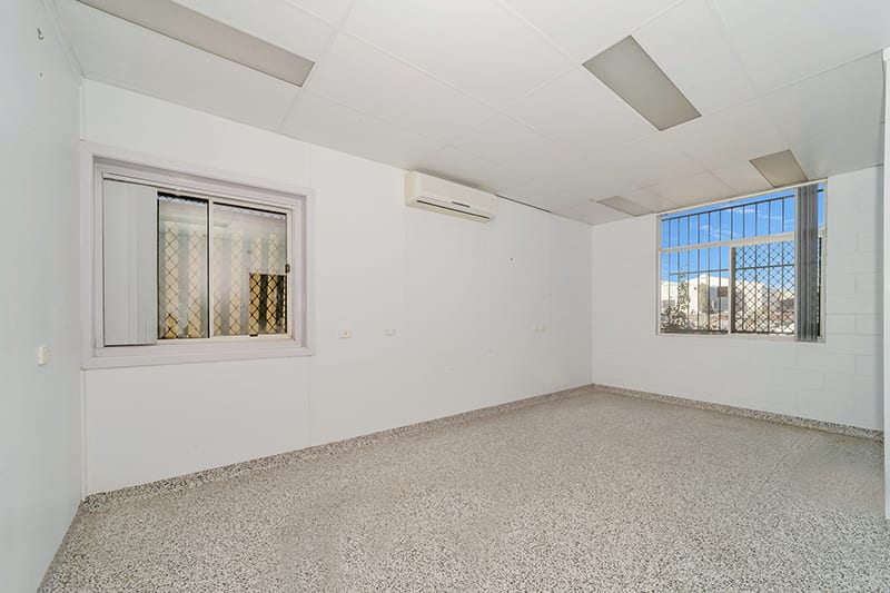 Click to view all images 17 Hamill Street Garbutt QLD 4814 - Image 3