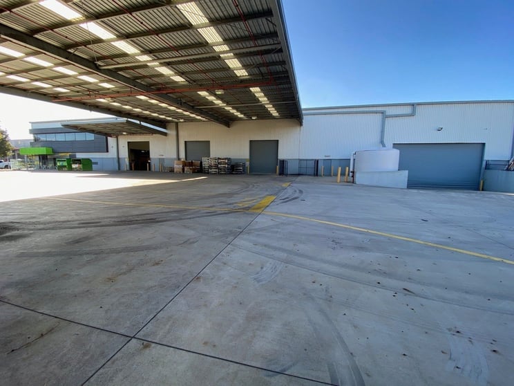 Click to view all images Warehouse B/Warehouse B 15 Kimpton Way Altona VIC 3018 - Image 2