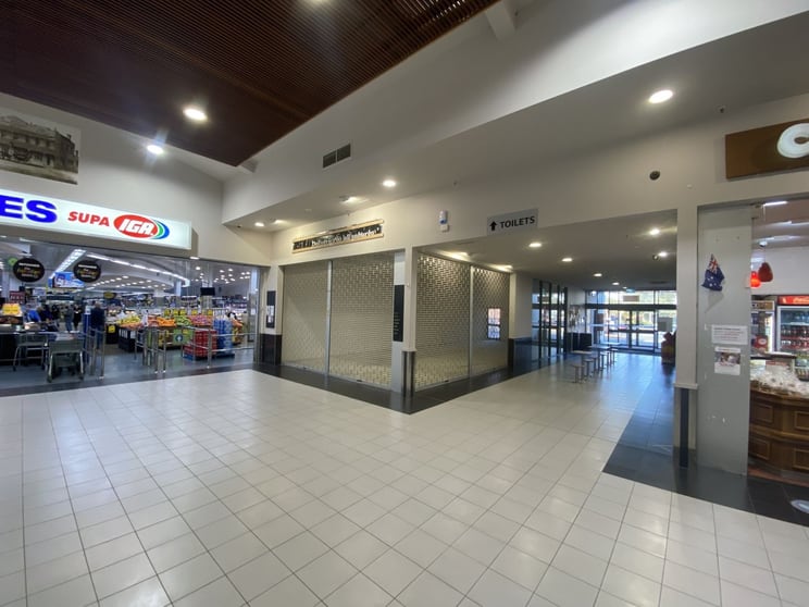 Click to view all images Shop 5/11 Narelle Dr Aspendale Gardens VIC 3195 - Image 1